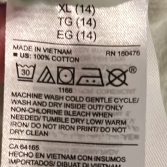 Old Navy Softest Tee Shirt in Tie-Dye Green - Picture 8 of 9